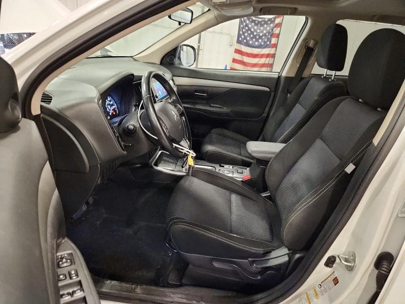 2018 MITSUBISHI OUTLANDER SE 7
