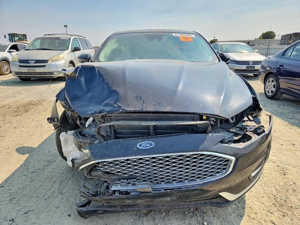 2019 FORD FUSION TITANIUM 5