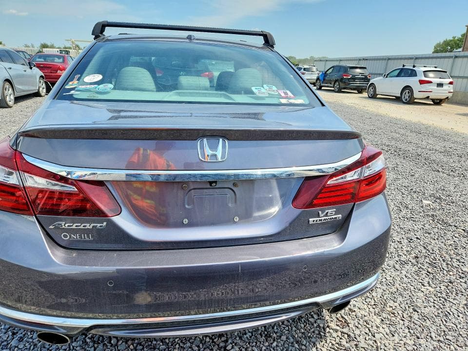 2017 HONDA ACCORD TOURING 6