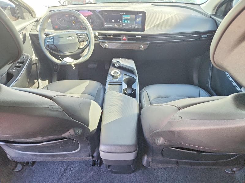 2025 KIA EV6 LIGHT LONG RANGE 8