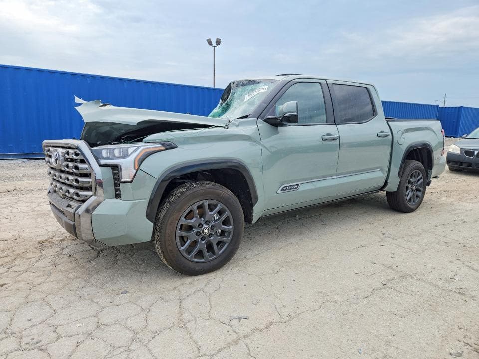 2026 TOYOTA TUNDRA PLATINUM