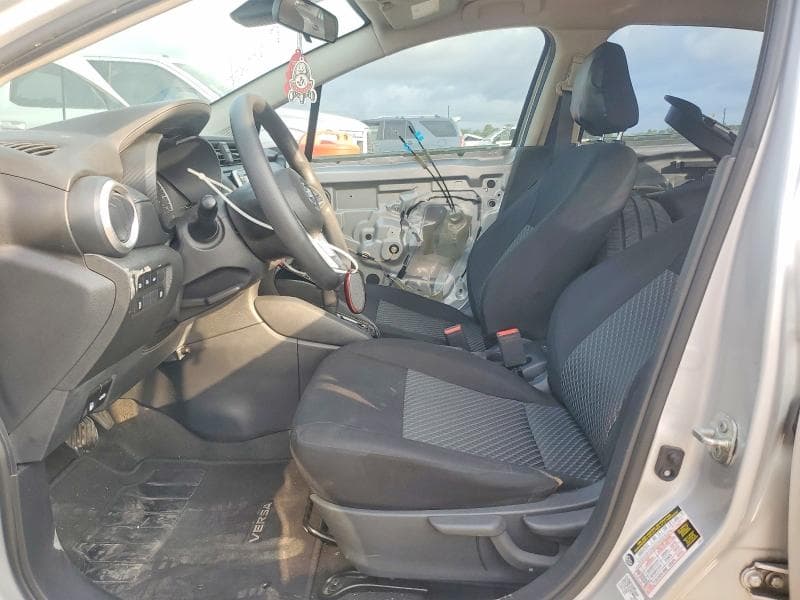 2021 NISSAN VERSA S 7