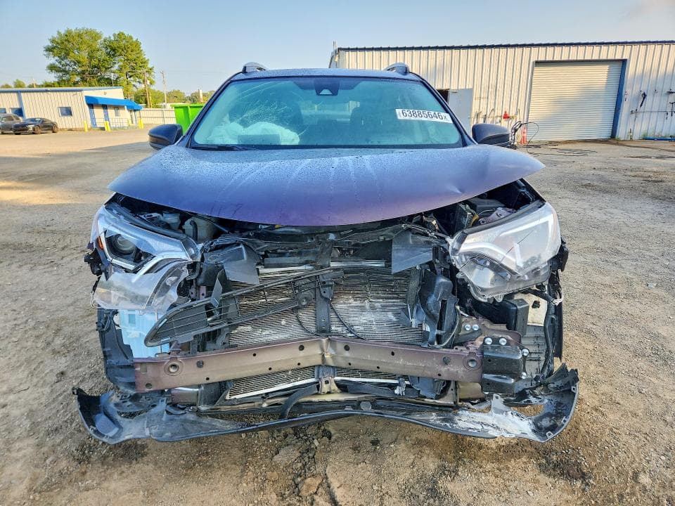 2017 TOYOTA RAV4 LE 5