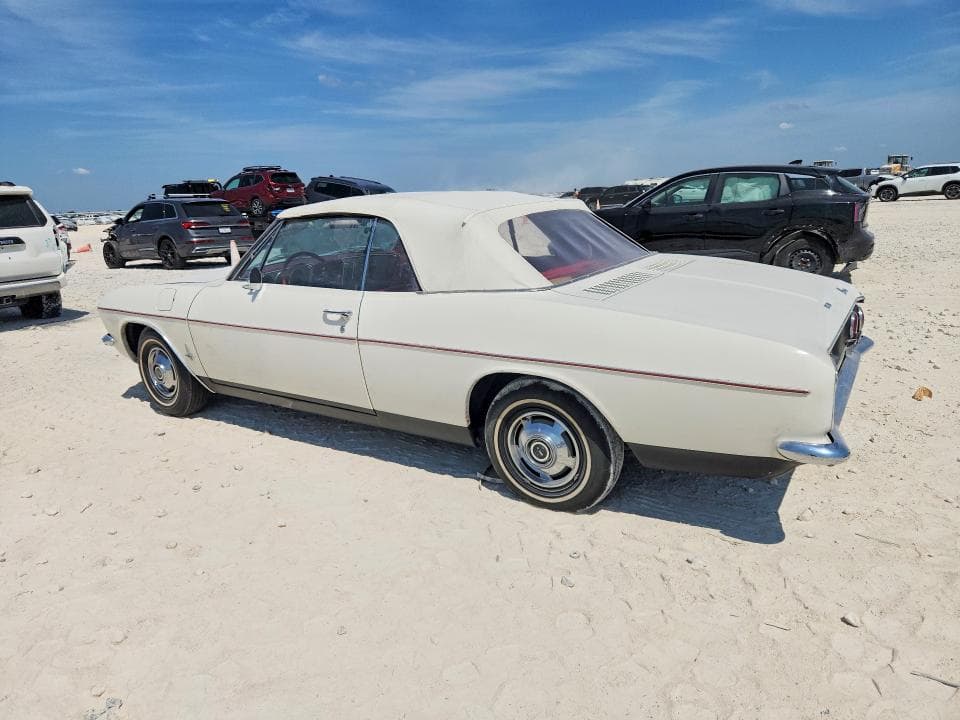 1965 CHEV CORVAIR MONZA 2
