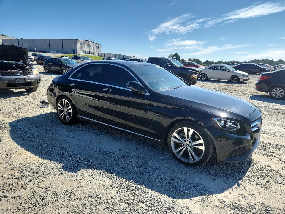 2017 MERCEDES-BENZ C 300 4
