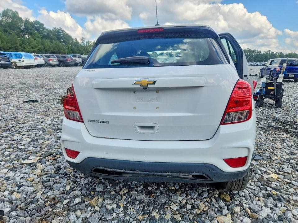 2018 CHEVROLET TRAX LS 6