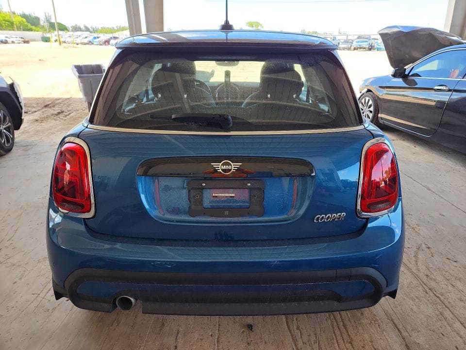 2023 MINI COOPER 6