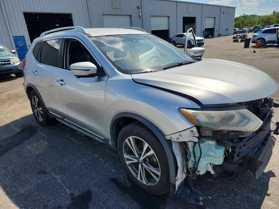 2018 NISSAN ROGUE SL 4