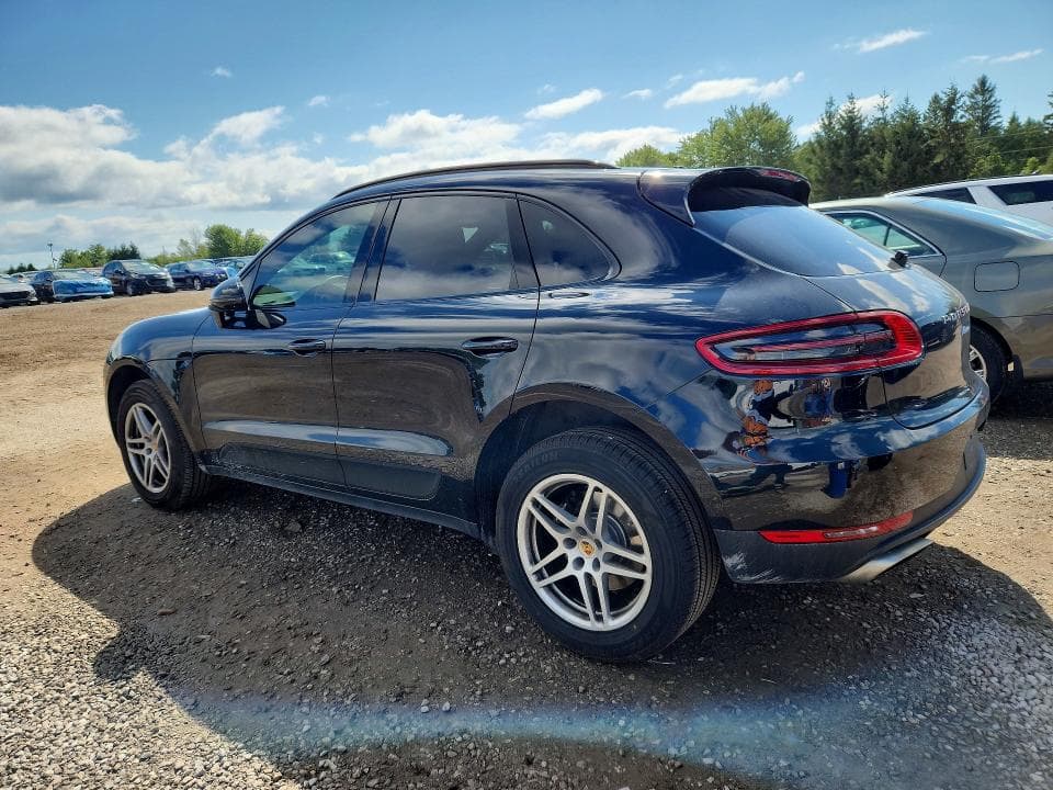 2018 PORSCHE MACAN 2