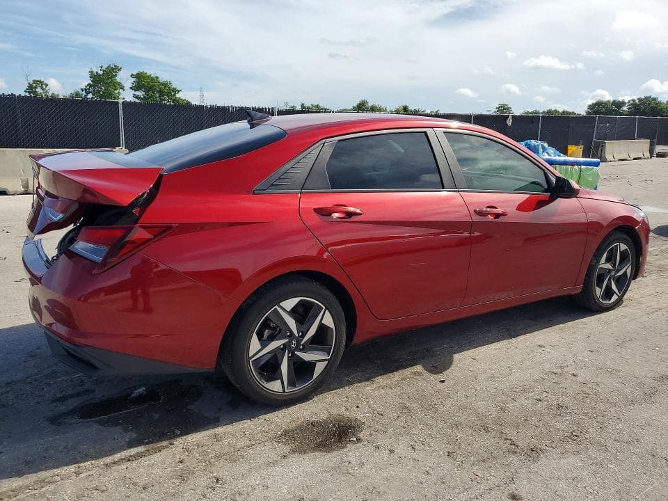 2023 HYUNDAI ELANTRA SEL 3