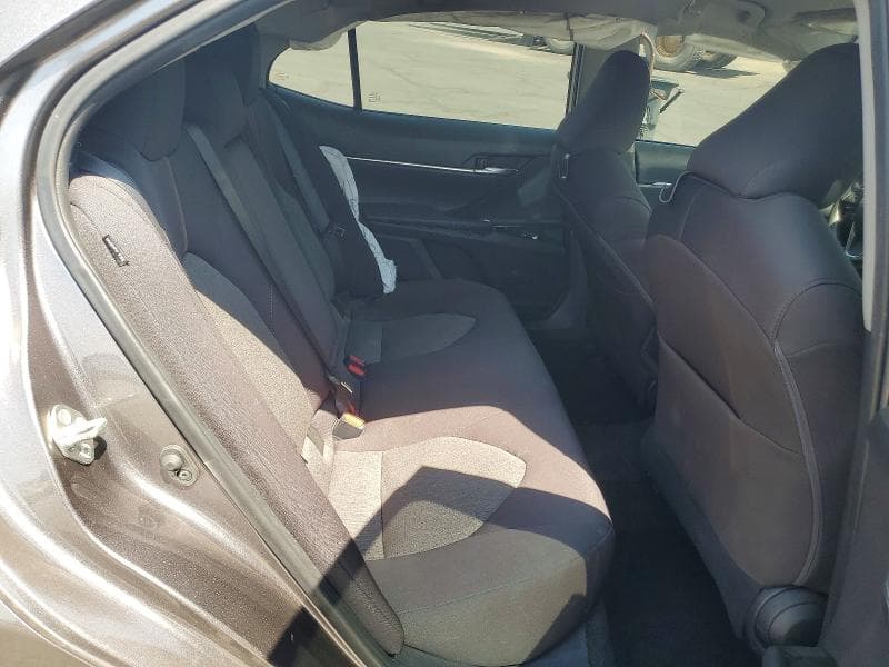 2020 TOYOTA CAMRY LE 10