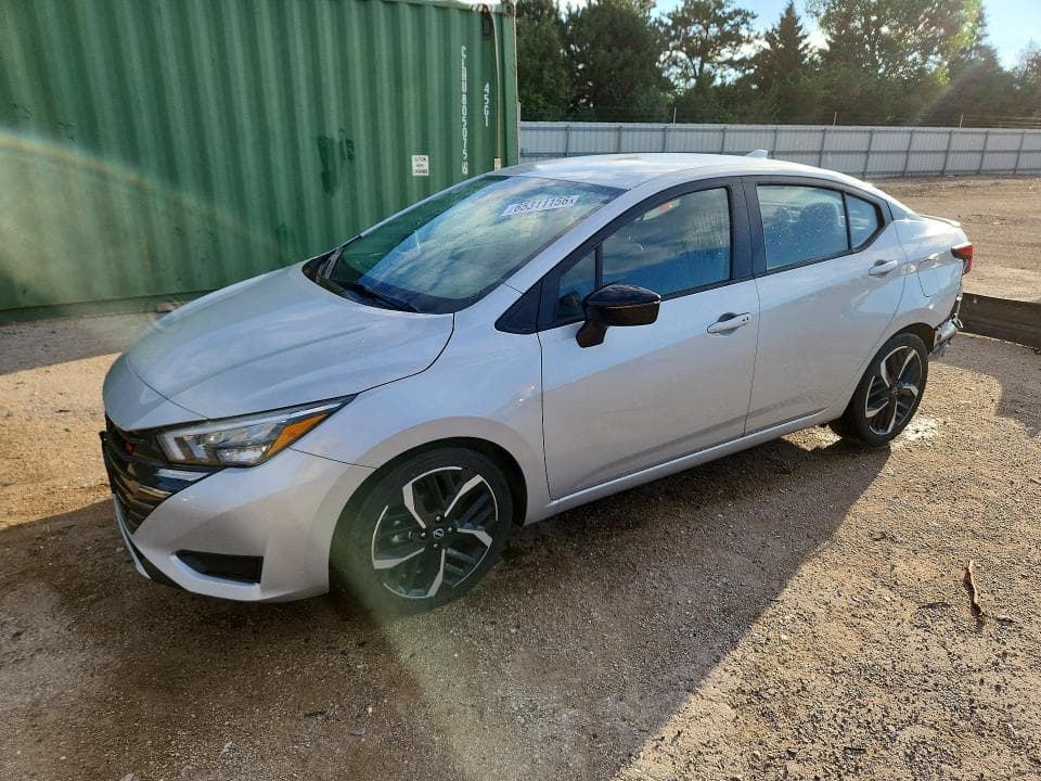 2024 NISSAN VERSA SR