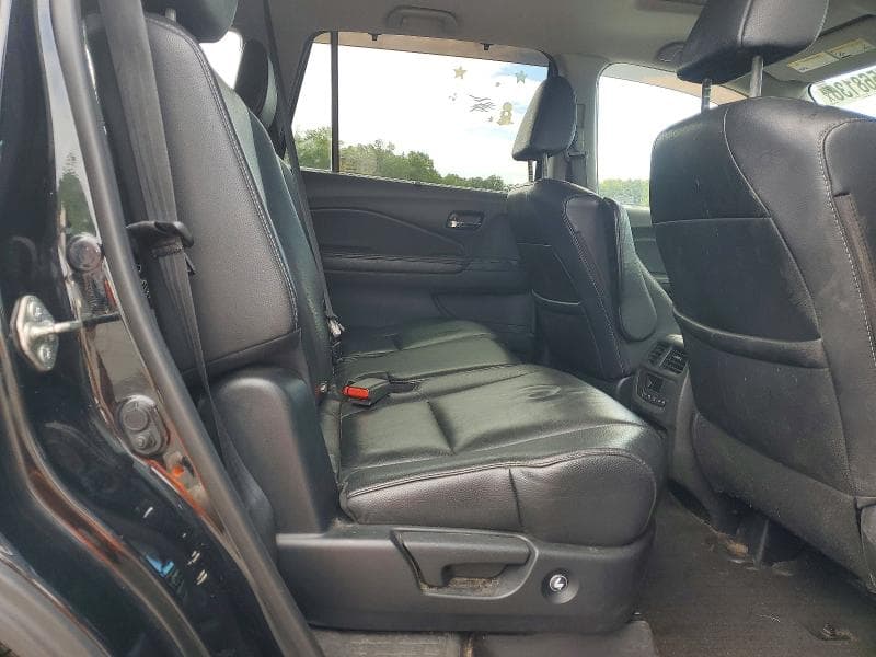 2017 HONDA PILOT TOURING 11