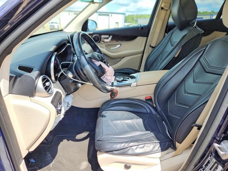 2017 MERCEDES-BENZ GLC 300 4MATIC 7