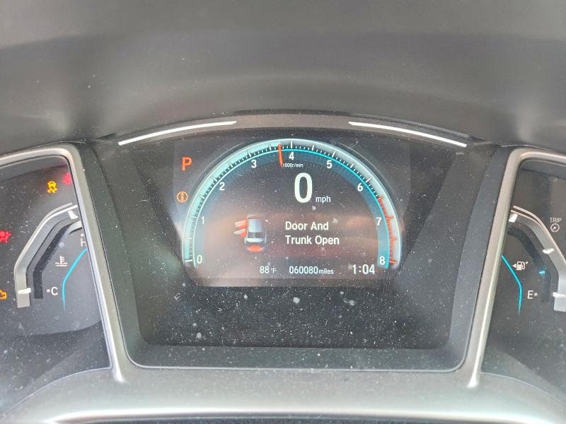 2018 HONDA CIVIC EX 9