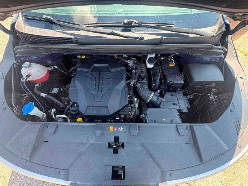2022 KIA CARNIVAL LX 7