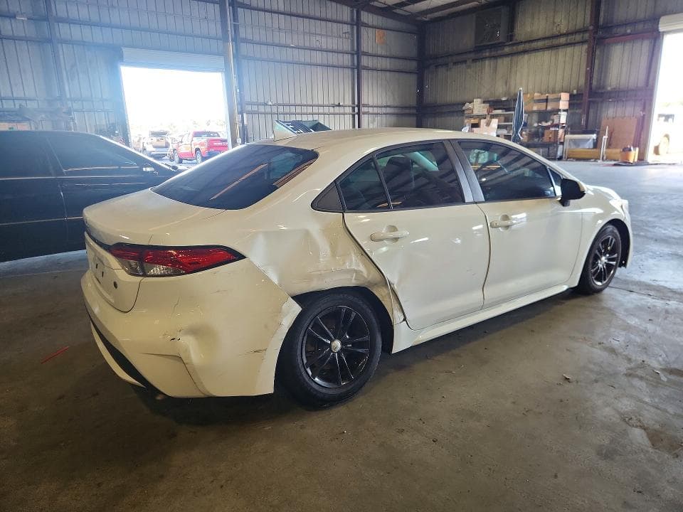 2021 TOYOTA COROLLA L 3
