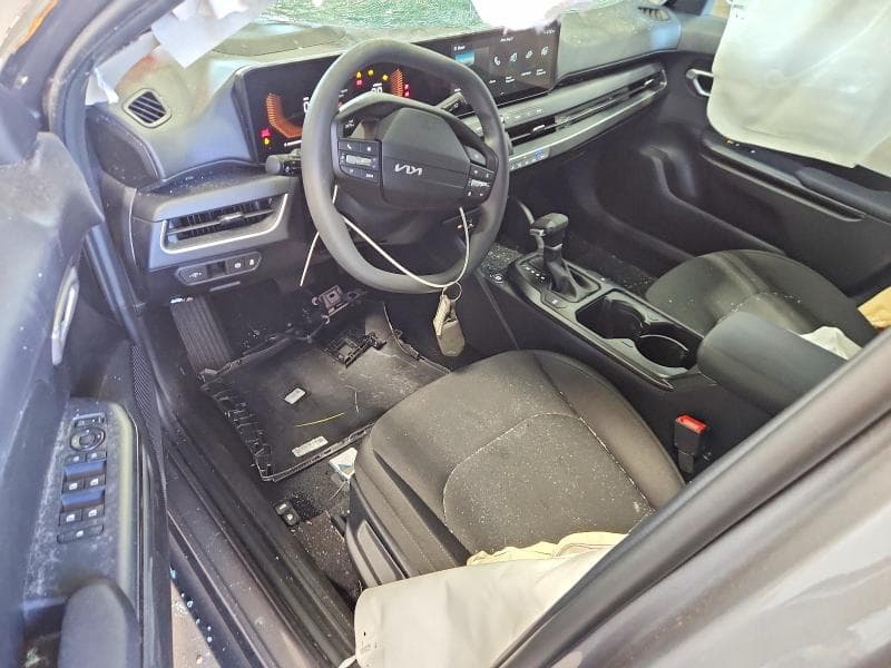 2026 KIA K4 LXS 8