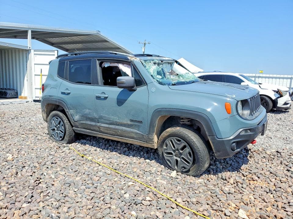 2017 JEEP RENEGADE TRAILHAWK 4