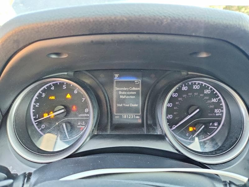 2021 TOYOTA CAMRY SE 9