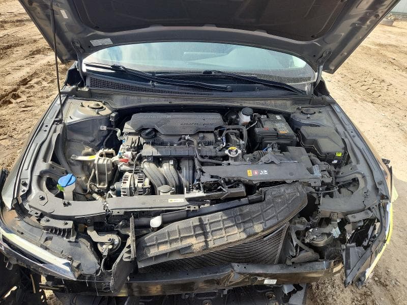 2024 HYUNDAI ELANTRA SEL 11