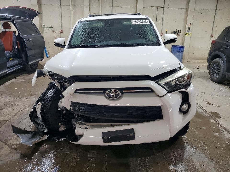 2020 TOYOTA 4RUNNER SR5 5