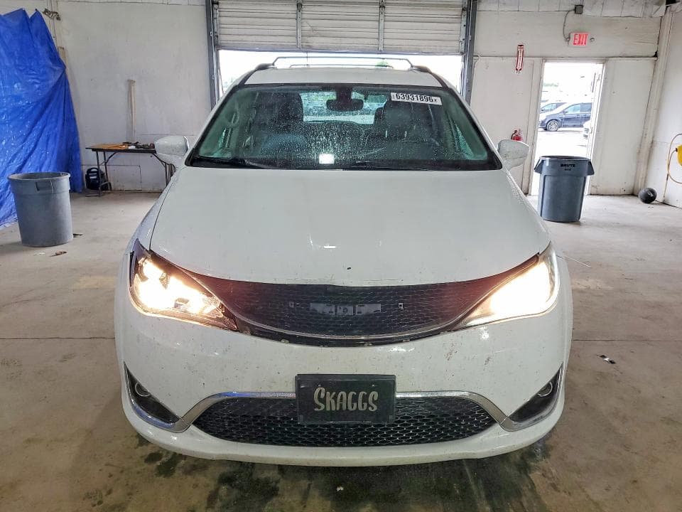 2019 CHRYSLER PACIFICA TOURING L 5