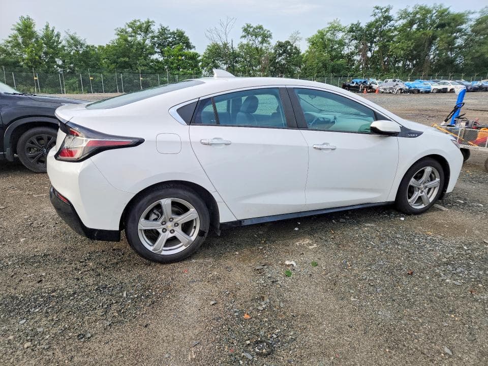 2017 CHEVROLET VOLT LT 3