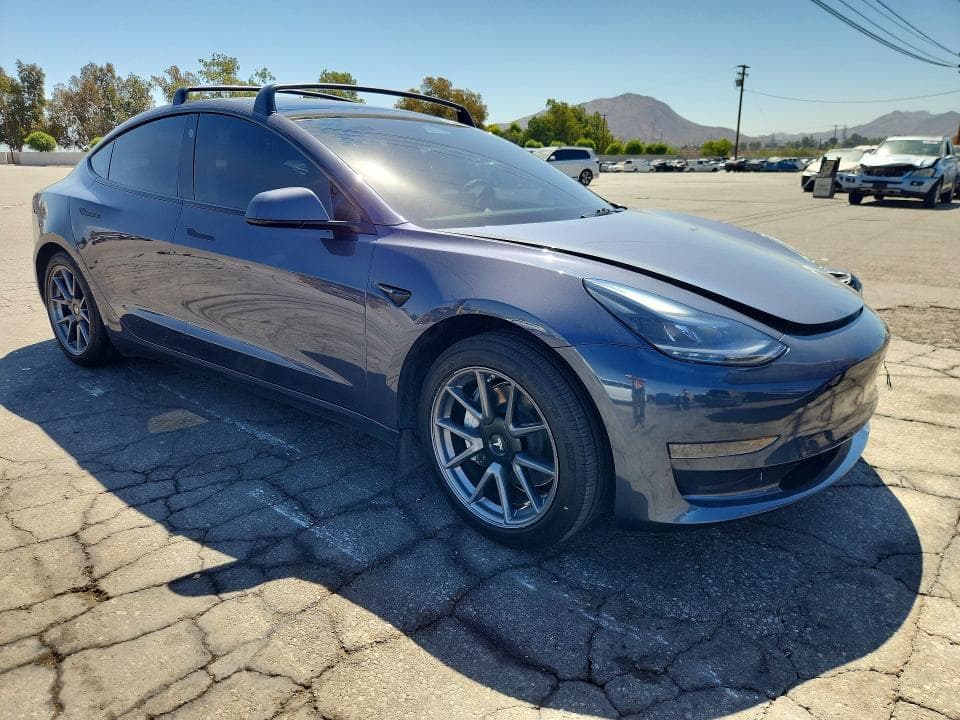 2023 TESLA MODEL 3 4