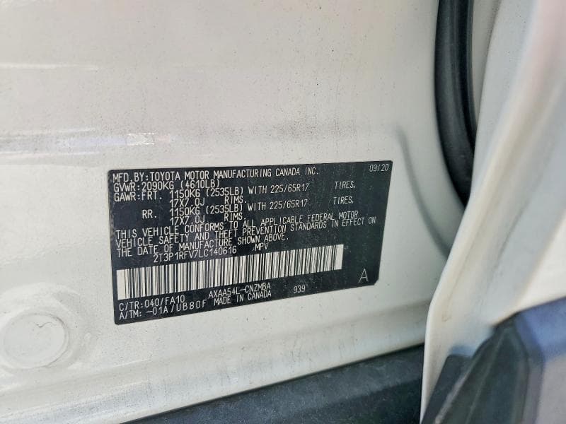 2020 TOYOTA RAV4 XLE 13