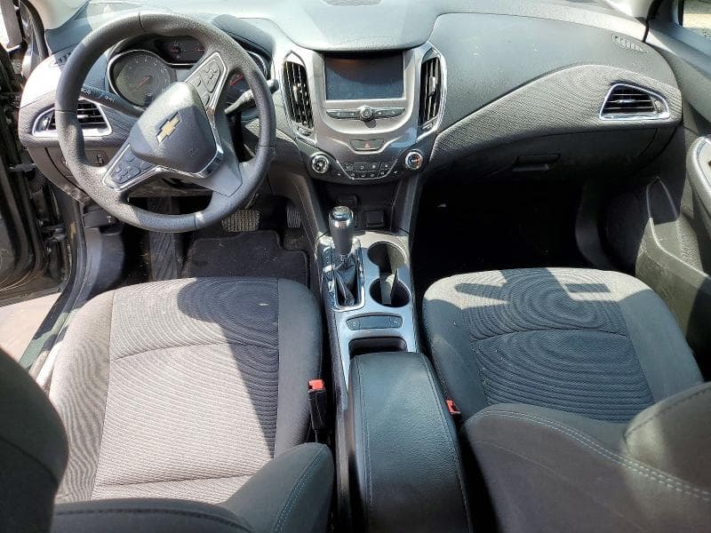 2017 CHEVROLET CRUZE LT 8