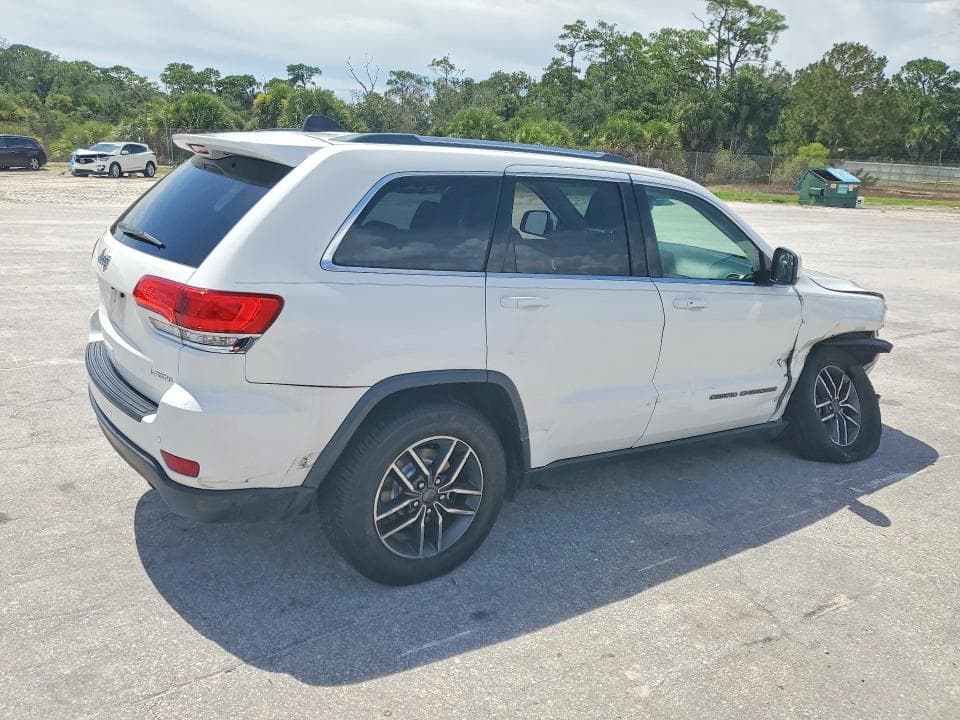 2019 JEEP GRAND CHEROKEE LAREDO 3
