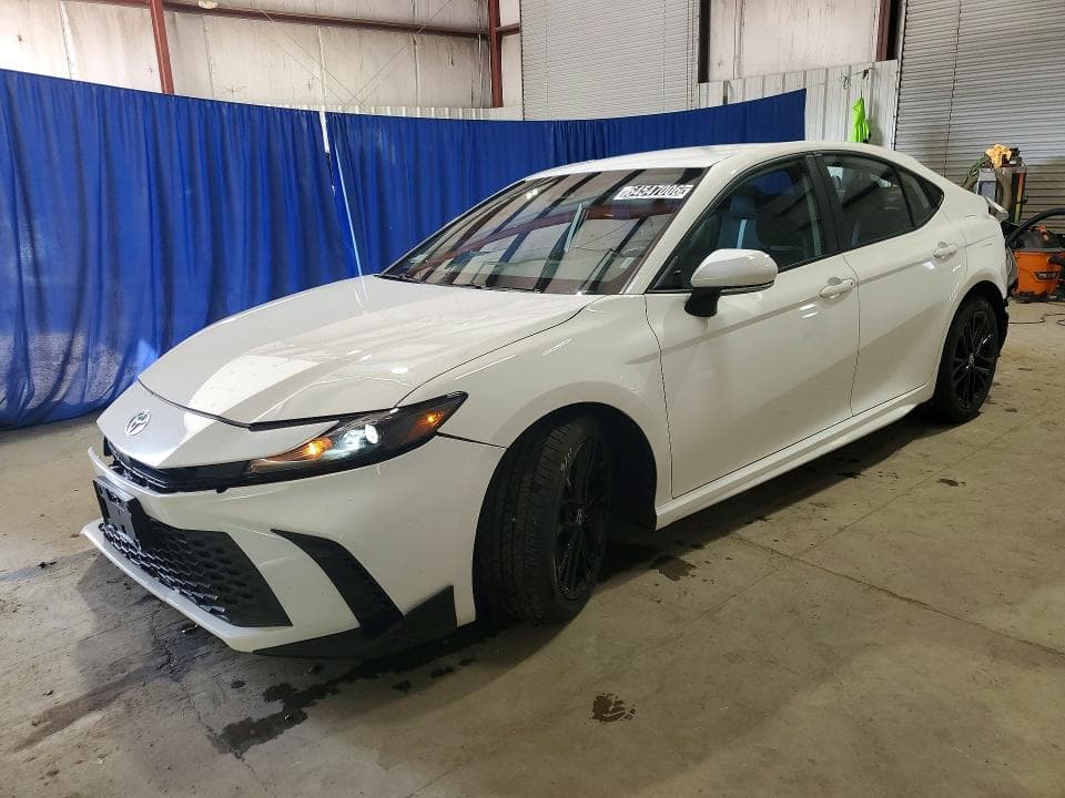 2025 TOYOTA CAMRY SE - 1