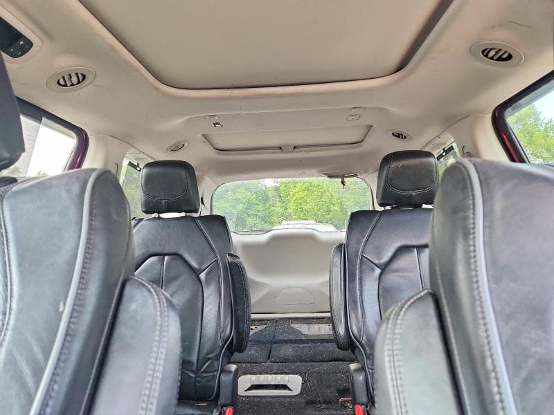 2018 CHRYSLER PACIFICA LIMITED 10