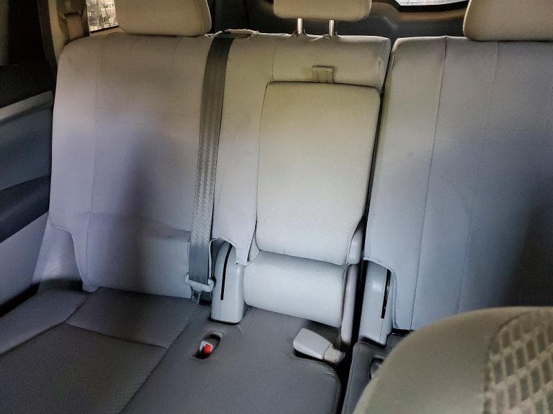 2018 TOYOTA HIGHLANDER LE 10