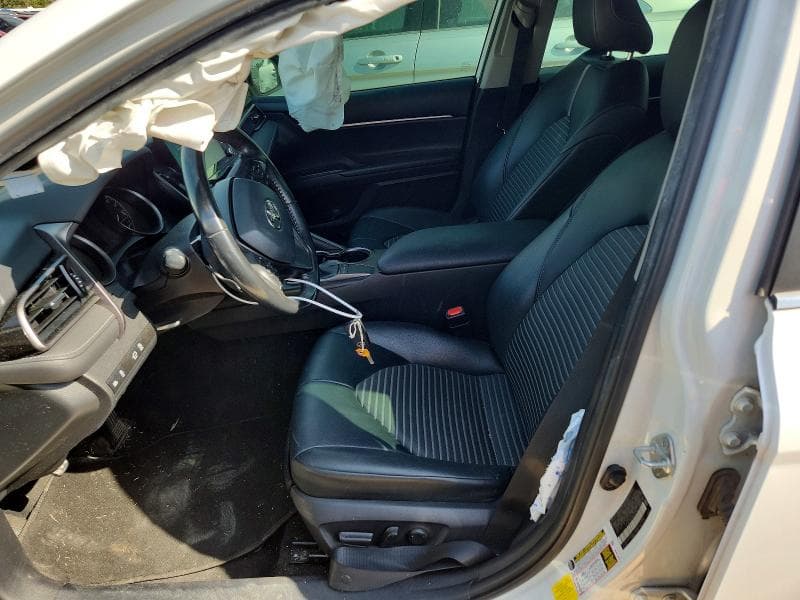 2022 TOYOTA CAMRY SE 7