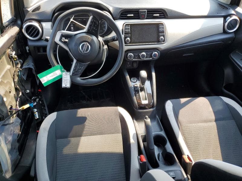 2021 NISSAN VERSA SV 8