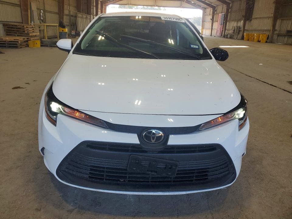 2025 TOYOTA COROLLA LE 5