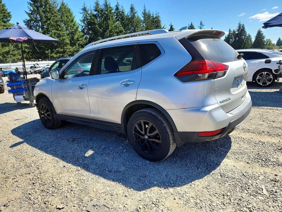 2017 NISSAN ROGUE SV 2