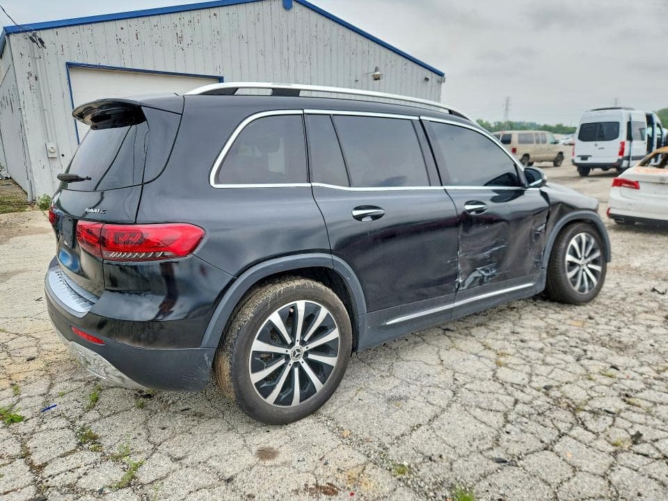 2021 MERCEDES-BENZ GLB 250 4MATIC 3