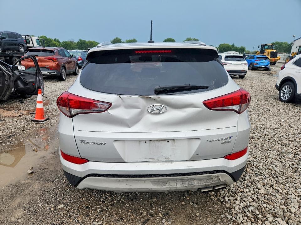 2017 HYUNDAI TUCSON SPORT 6