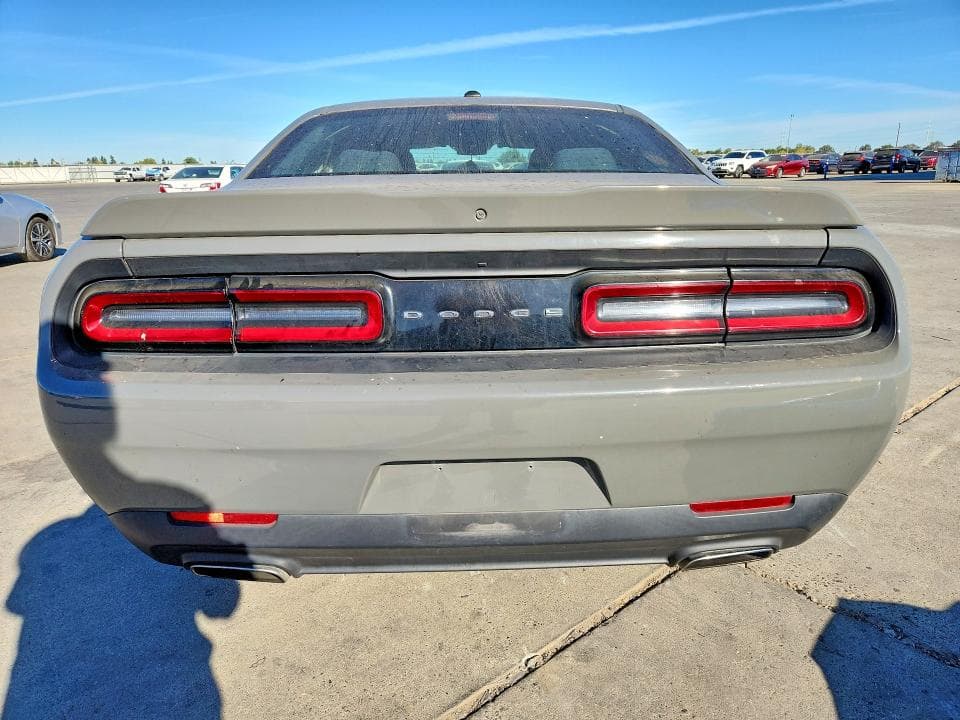 2018 DODGE CHALLENGER SXT 6