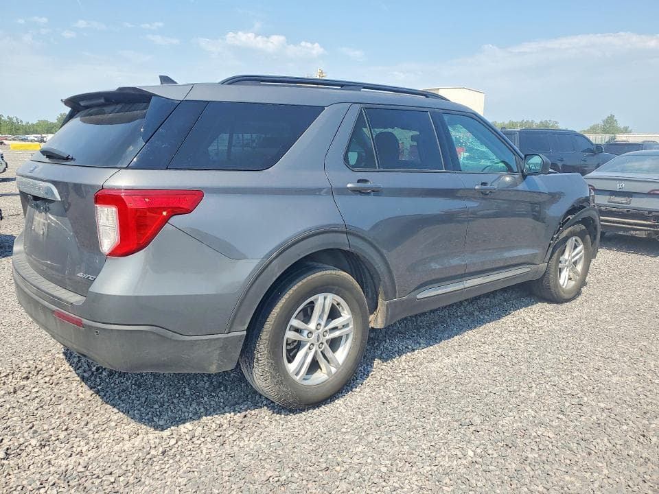 2022 FORD EXPLORER XLT 3