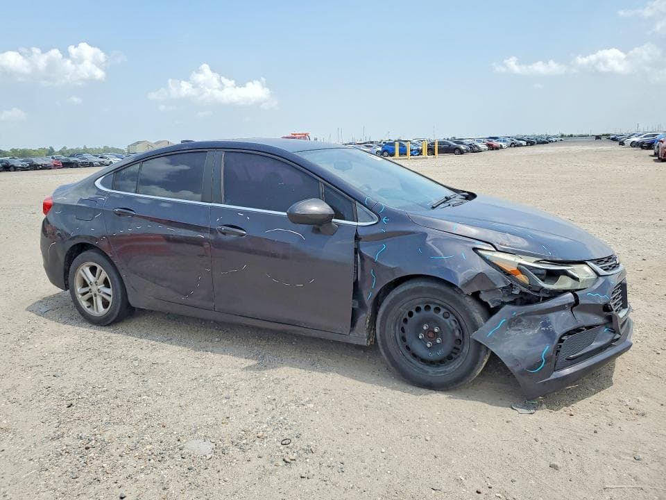 2017 CHEVROLET CRUZE LT 4