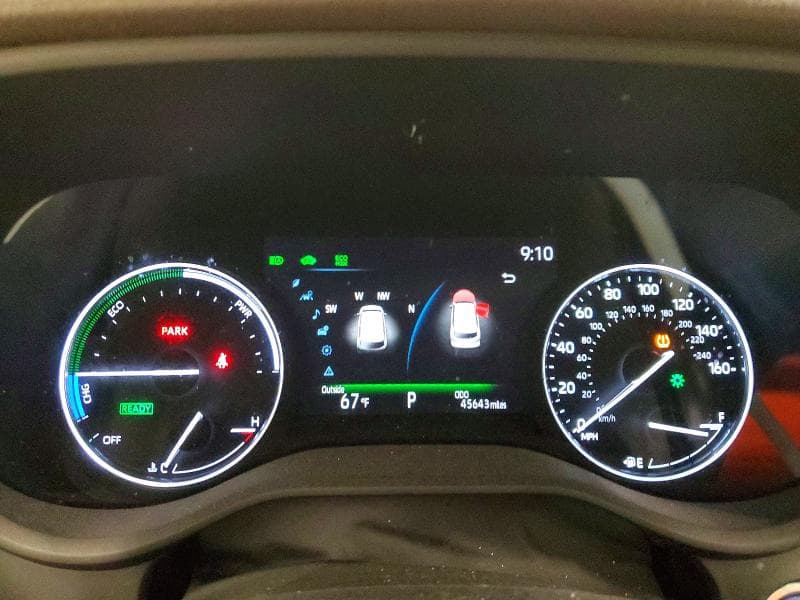 2023 TOYOTA SIENNA PLATINUM 7-PASSENGER 9