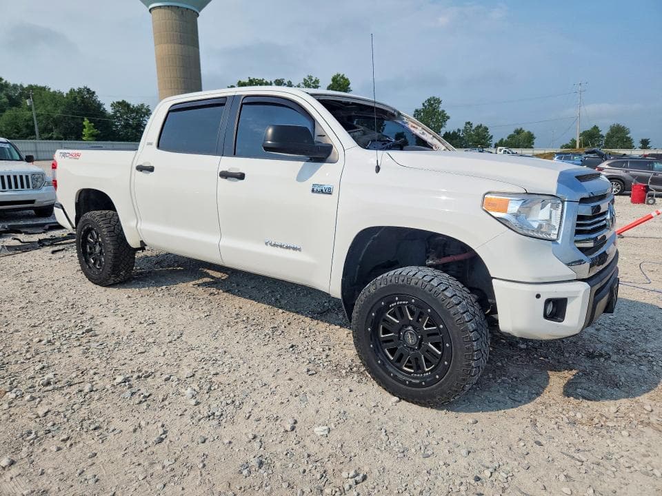 2017 TOYOTA TUNDRA SR5 4