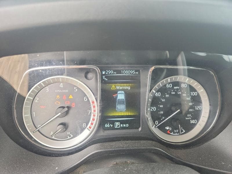 2018 NISSAN TITAN PRO-4X 9