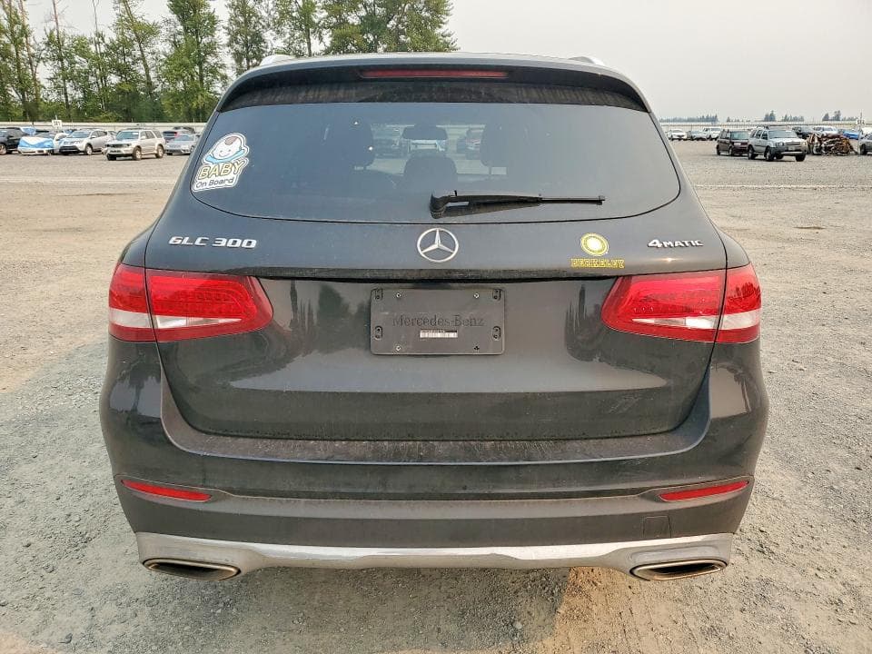 2018 MERCEDES-BENZ GLC 300 4MATIC 6