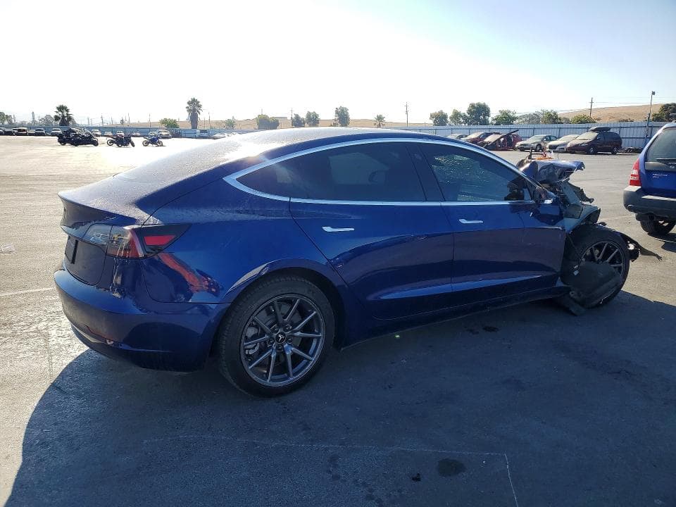 2020 TESLA MODEL 3 3