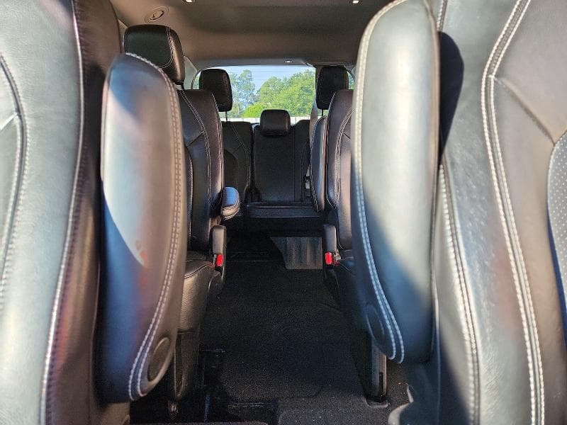 2022 CHRYSLER PACIFICA TOURING L 10